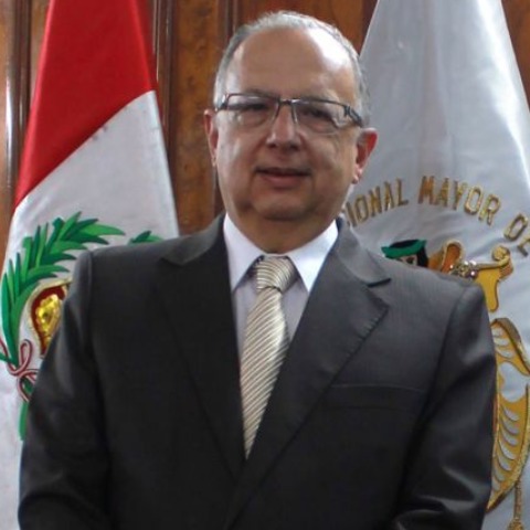 Luis Enrique Podesta Gavilano, Decano de la Facultad de Medicina de la UNMSM
