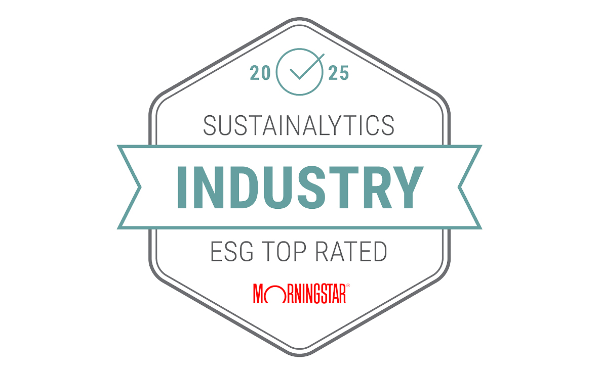 Logotipo de la agencia de calificación Sustainalytics: ESG INDUSTRY TOPRATED 2024