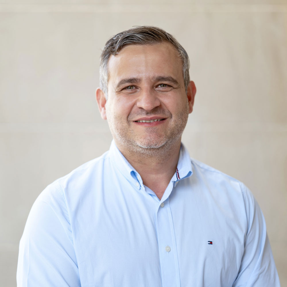 Eduardo Bargas Country Manager - Brasil Grünenthal
