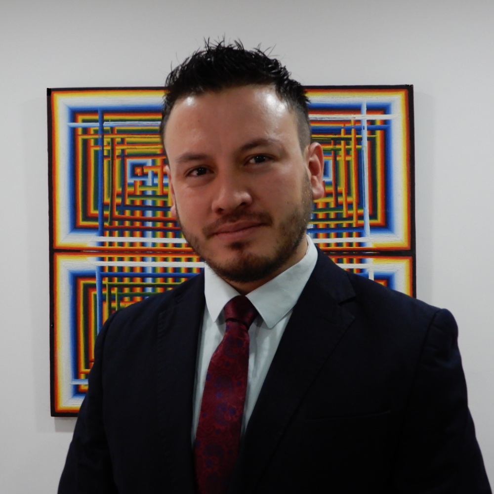 Oscar Prieto Domínguez, Representante de Ventas de Colombia
