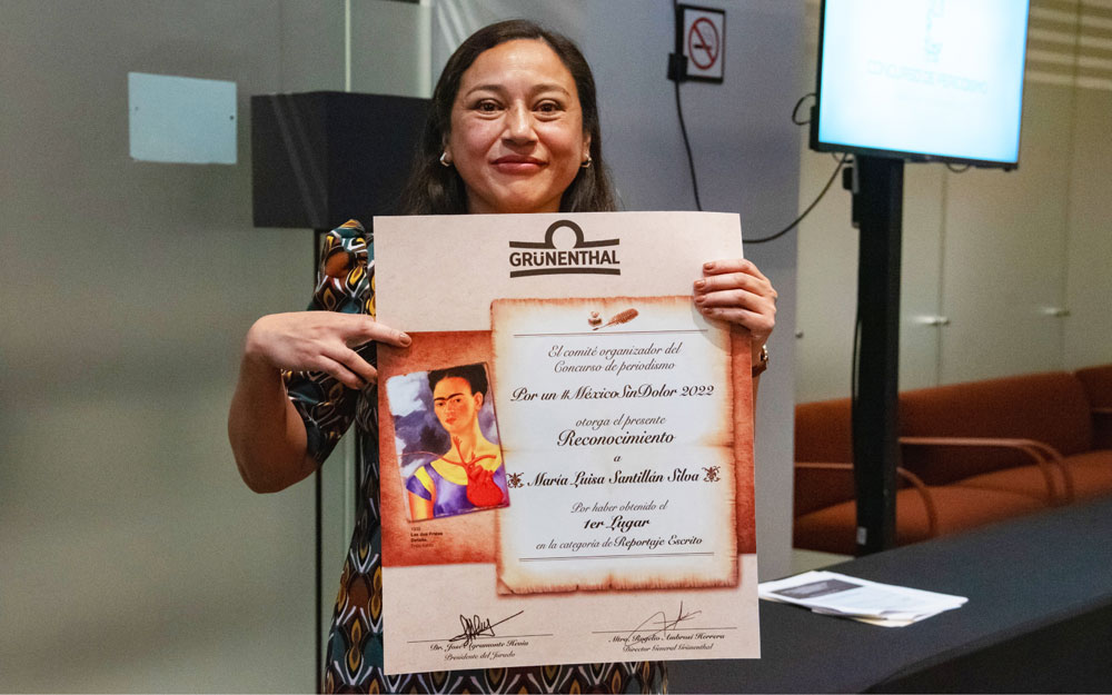 María Luisa Santillán, primer premio de la categoría reportaje escrito.